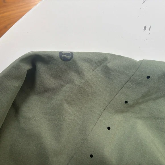 Lululemon License to Train Jogger - Picture 4 of 4